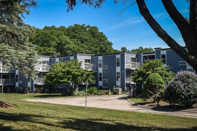 147 Turner Rd 103, Holliston, MA 01746