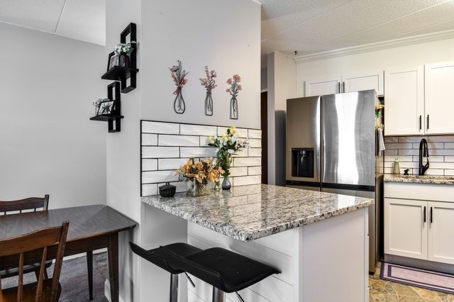 147 Turner Rd 103, Holliston, MA 01746