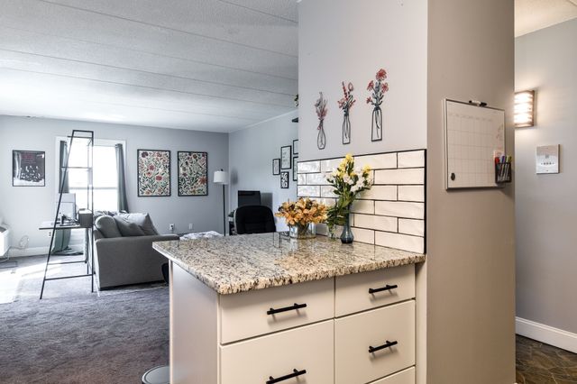147 Turner Rd 103, Holliston, MA 01746