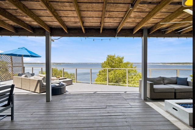 2988 COLLEEN DR, Canyon Lake, TX 78133