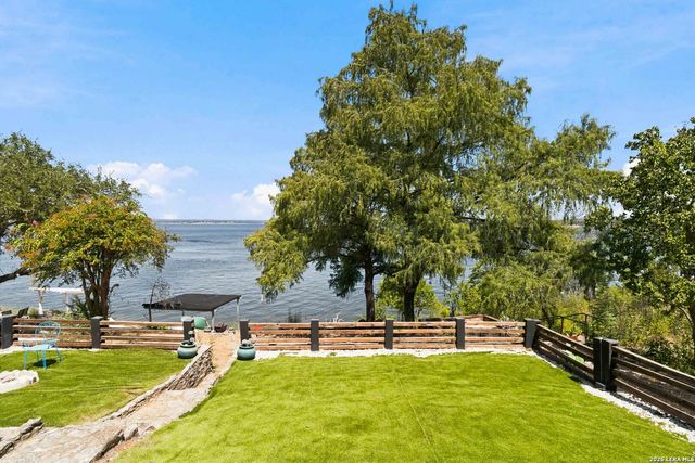 2988 COLLEEN DR, Canyon Lake, TX 78133