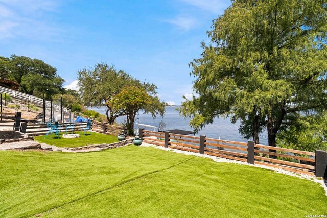 2988 COLLEEN DR, Canyon Lake, TX 78133