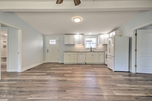 4462 Bluff City Highway, Bluff City, TN 37618