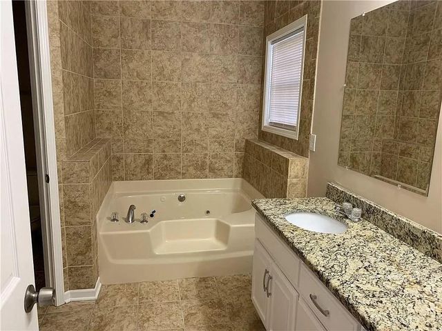 5230 Brasswood Trace, Stone Mountain, GA 30088
