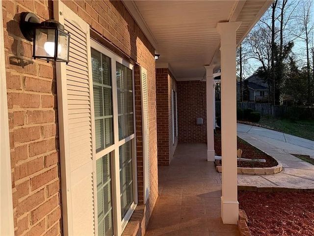5230 Brasswood Trace, Stone Mountain, GA 30088