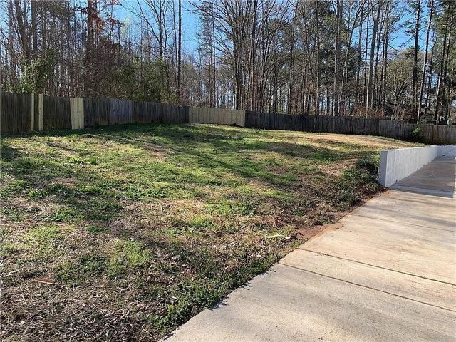 5230 Brasswood Trace, Stone Mountain, GA 30088