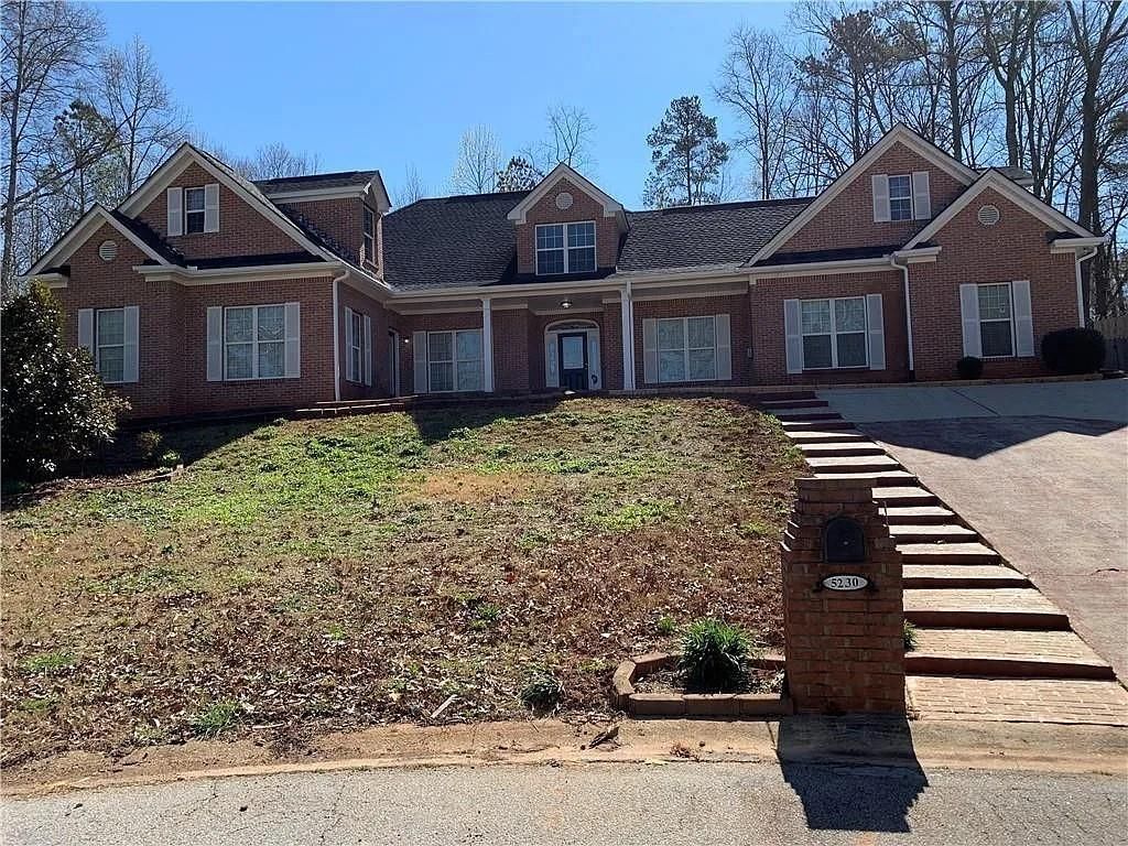 5230 Brasswood Trace, Stone Mountain, GA 30088