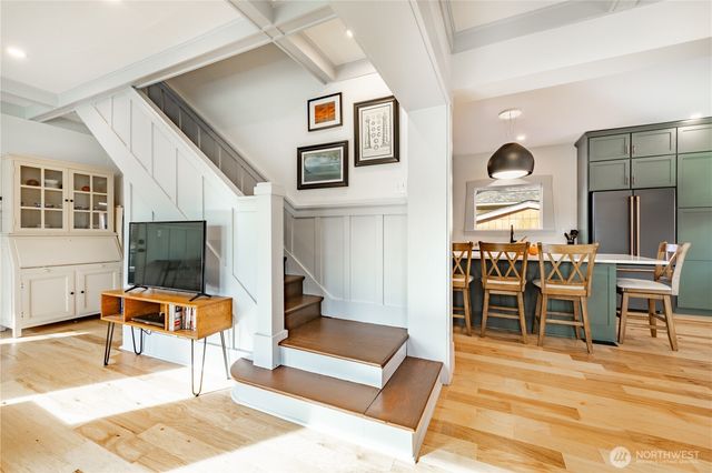 2101 Young Street, Bellingham, WA 98225