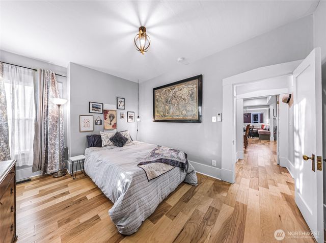 2101 Young Street, Bellingham, WA 98225