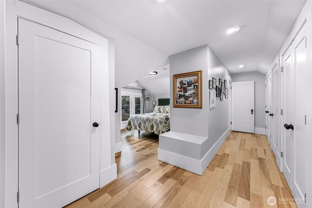 2101 Young Street, Bellingham, WA 98225