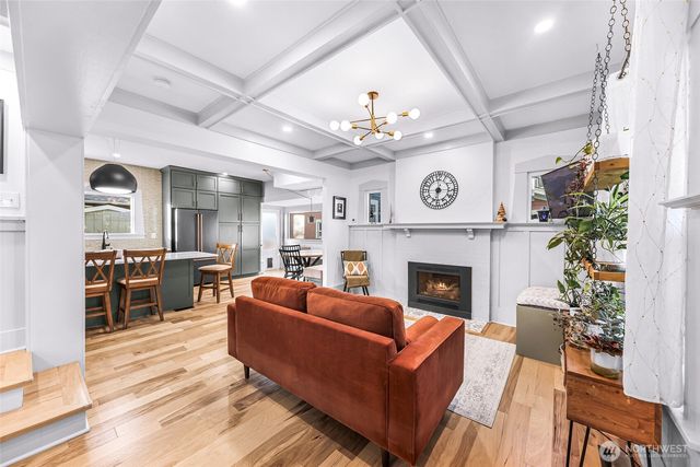 2101 Young Street, Bellingham, WA 98225