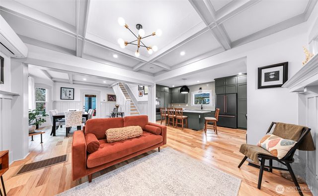 2101 Young Street, Bellingham, WA 98225