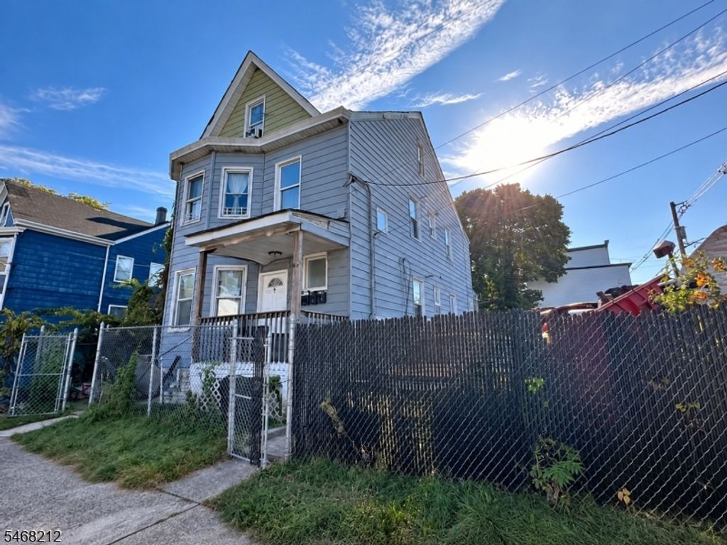 86 N 8Th St, Paterson City, NJ 07522 — photo 2