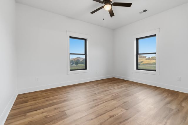 73 Waymans Way, Somerset, KY 42503