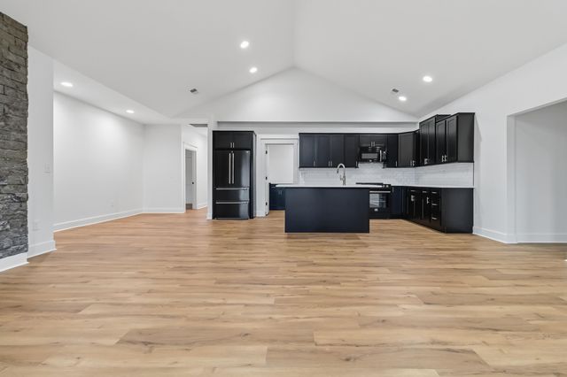 73 Waymans Way, Somerset, KY 42503