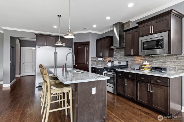 11122 172nd Street Court E, Puyallup, WA 98374