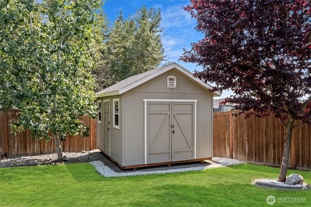 11122 172nd Street Court E, Puyallup, WA 98374