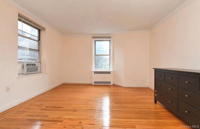 69-09 108th Street 109, Forest Hills, NY 11375
