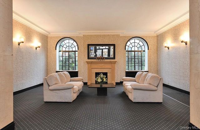 69-09 108th Street 109, Forest Hills, NY 11375