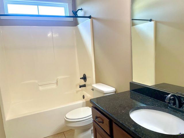 100 Burnt Hickory, Warner Robins, GA 31088