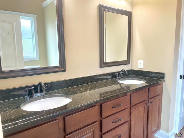 100 Burnt Hickory, Warner Robins, GA 31088