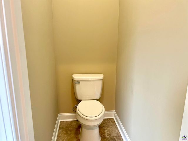 100 Burnt Hickory, Warner Robins, GA 31088