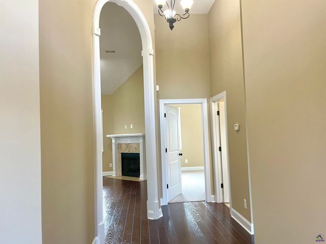 100 Burnt Hickory, Warner Robins, GA 31088