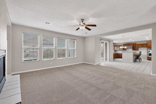 8305 Mesa Top Road NW, Albuquerque, NM 87120