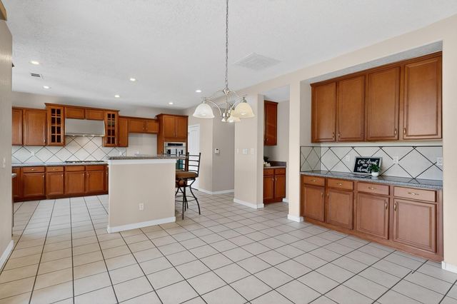 8305 Mesa Top Road NW, Albuquerque, NM 87120