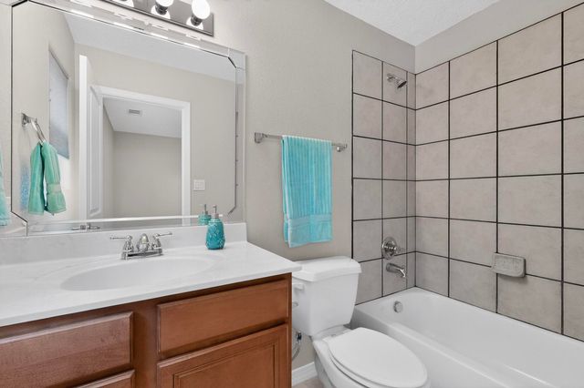 8305 Mesa Top Road NW, Albuquerque, NM 87120