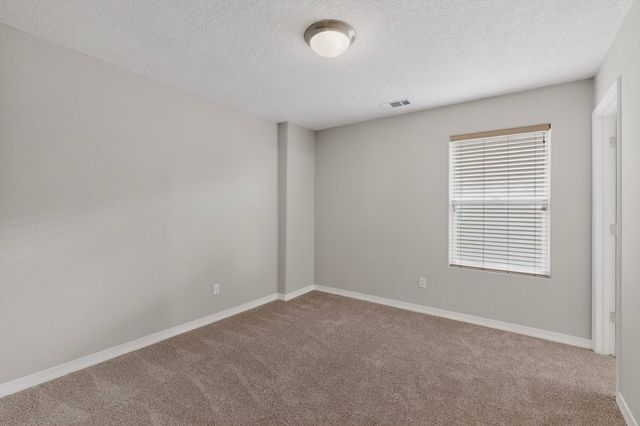 8305 Mesa Top Road NW, Albuquerque, NM 87120