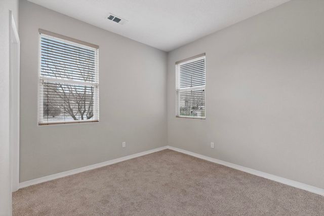 8305 Mesa Top Road NW, Albuquerque, NM 87120