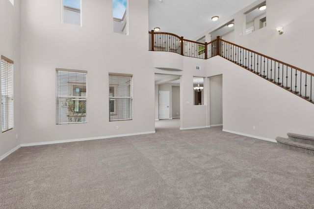 8305 Mesa Top Road NW, Albuquerque, NM 87120