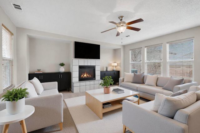 8305 Mesa Top Road NW, Albuquerque, NM 87120