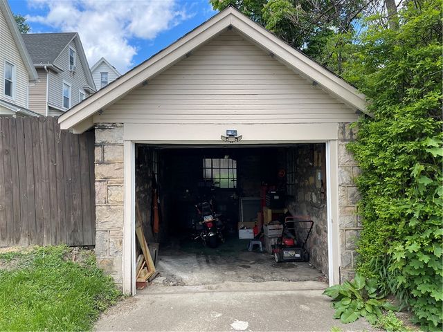 425 Franklin Street, City Of But Ne, PA 16001