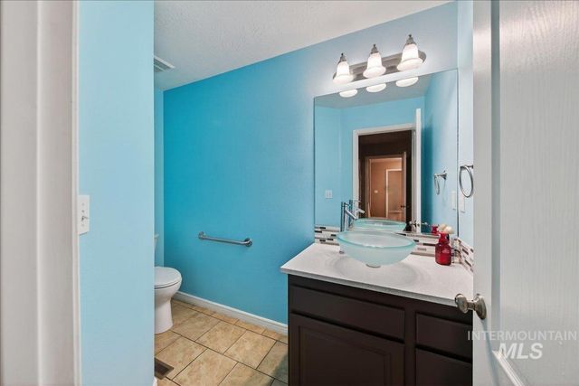 2208 S Alaska Way, Meridian, ID 83642