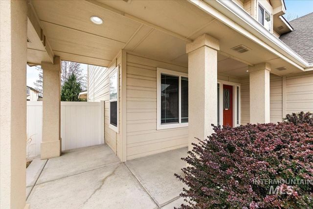 2208 S Alaska Way, Meridian, ID 83642