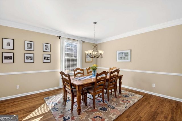 475 Ridgewood Drive, Fayetteville, GA 30215