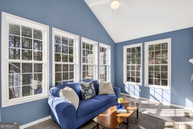 475 Ridgewood Drive, Fayetteville, GA 30215