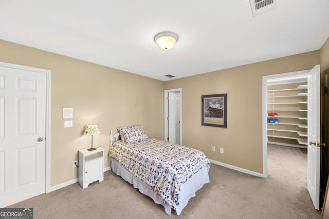 475 Ridgewood Drive, Fayetteville, GA 30215