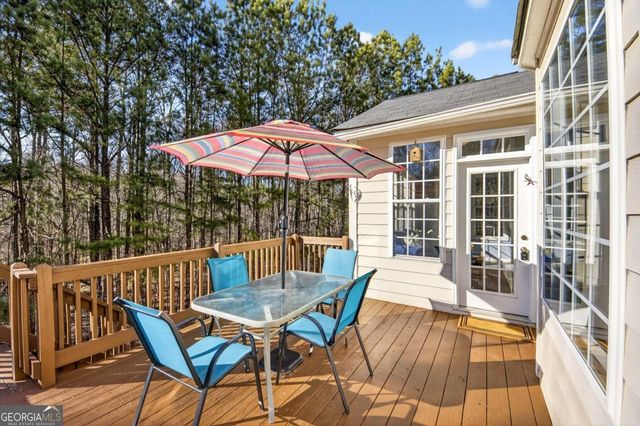 475 Ridgewood Drive, Fayetteville, GA 30215