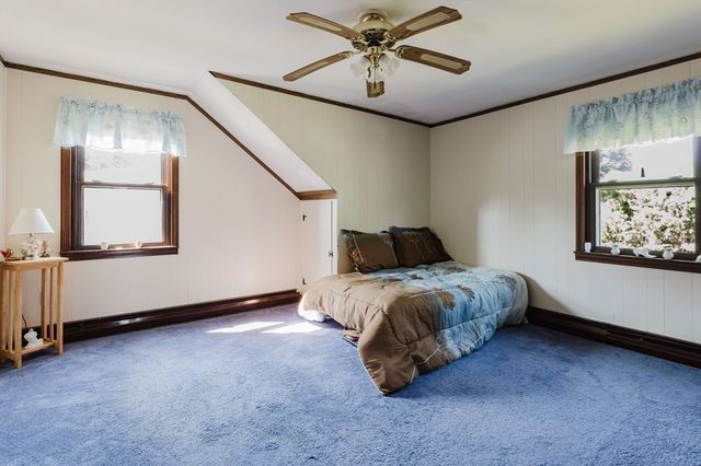 33 Terry Dr, Dartmouth, MA 02748