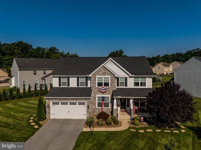312 HIALEAH DR, Dillsburg, PA 17019