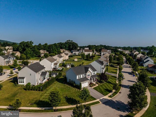 312 HIALEAH DR, Dillsburg, PA 17019