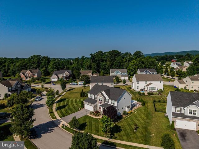 312 HIALEAH DR, Dillsburg, PA 17019