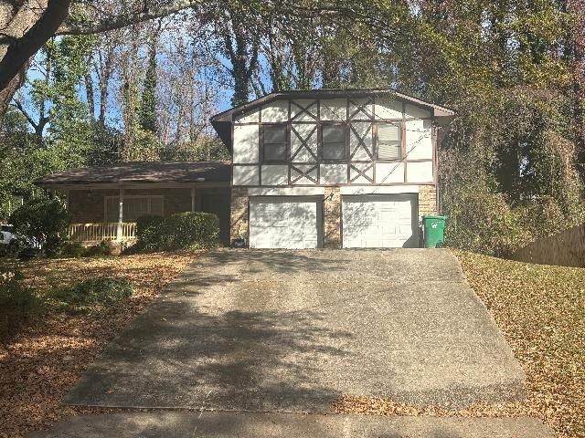 656 CHEVIOT Drive, Decatur, GA 30032