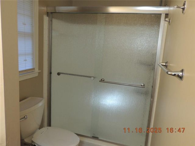 656 CHEVIOT Drive, Decatur, GA 30032