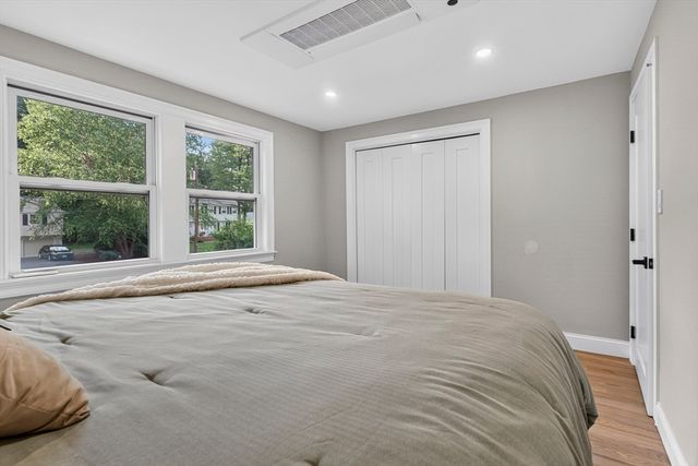 14 Travis Dr, Framingham, MA 01702