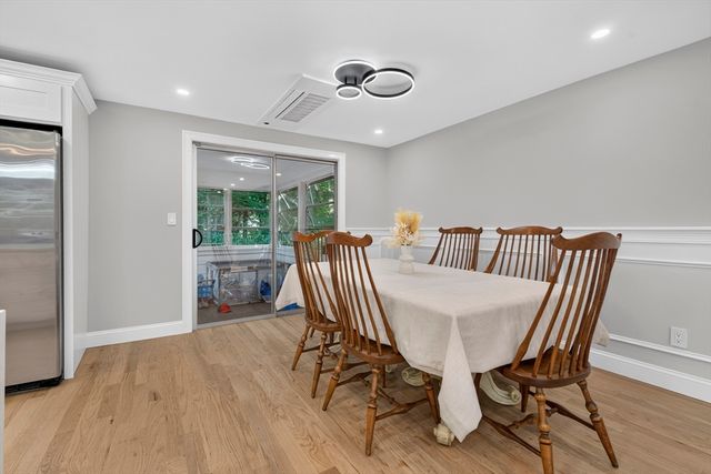 14 Travis Dr, Framingham, MA 01702