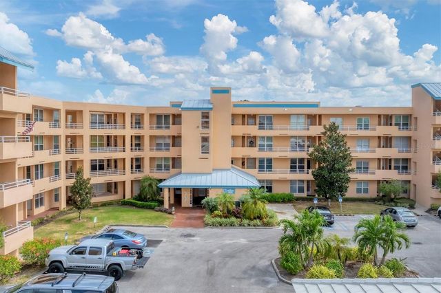 4530 PINEBROOK CIRCLE 208, Bradenton, FL 34209